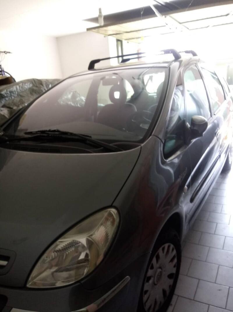 Citroen Xsara Picasso 1.6 Chrono  del 2004 usata a Monguzzo